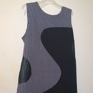 Houndstooth Faux Leather-Trim Sheath Dress🤍🖤.